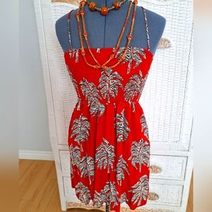 Red Hawaian Print DRESS SMOCKED WOMEN'S HAWAIIAN FLORAL PRINT DRESS - SIZE S